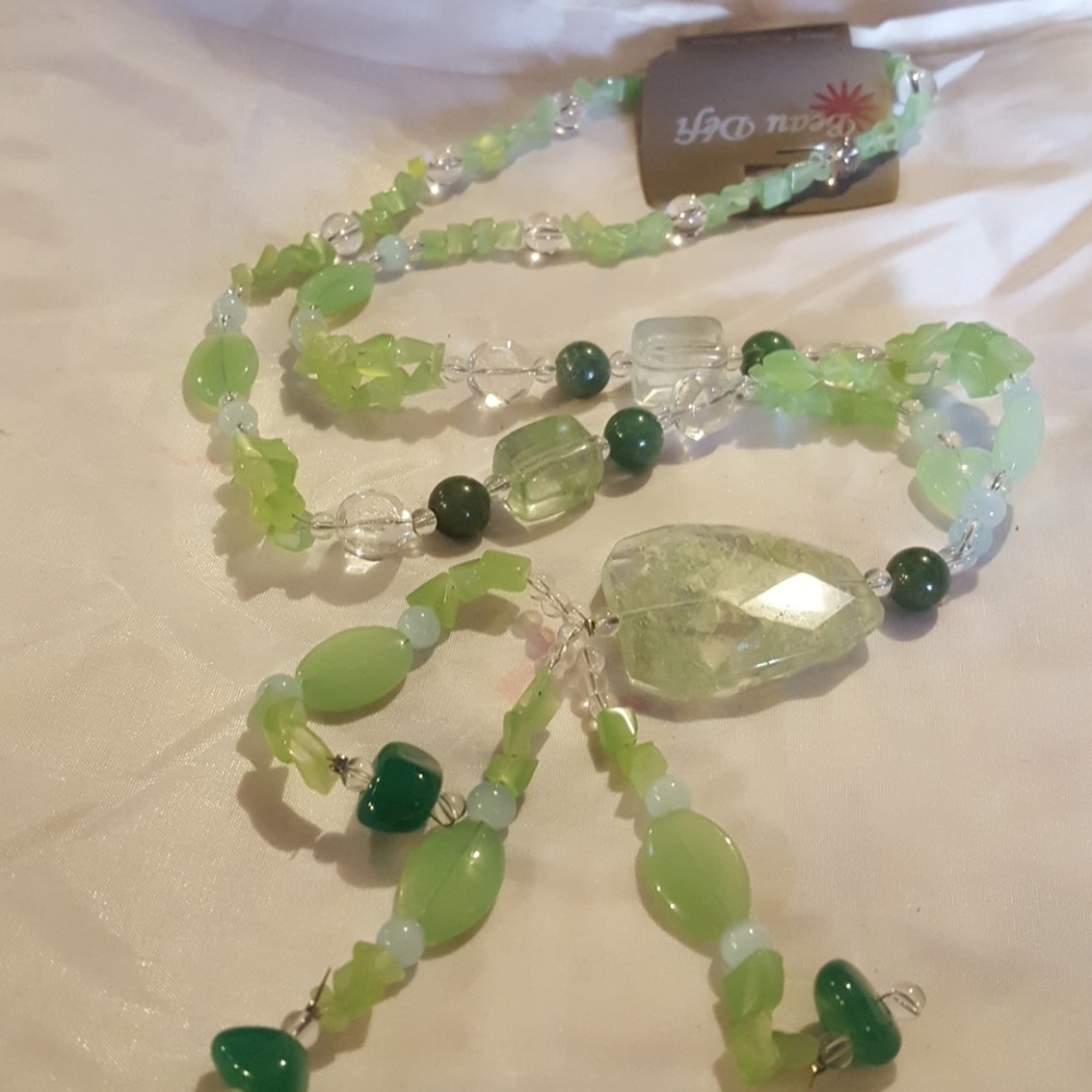 Brand new hobo style marble betta Coral d necklace